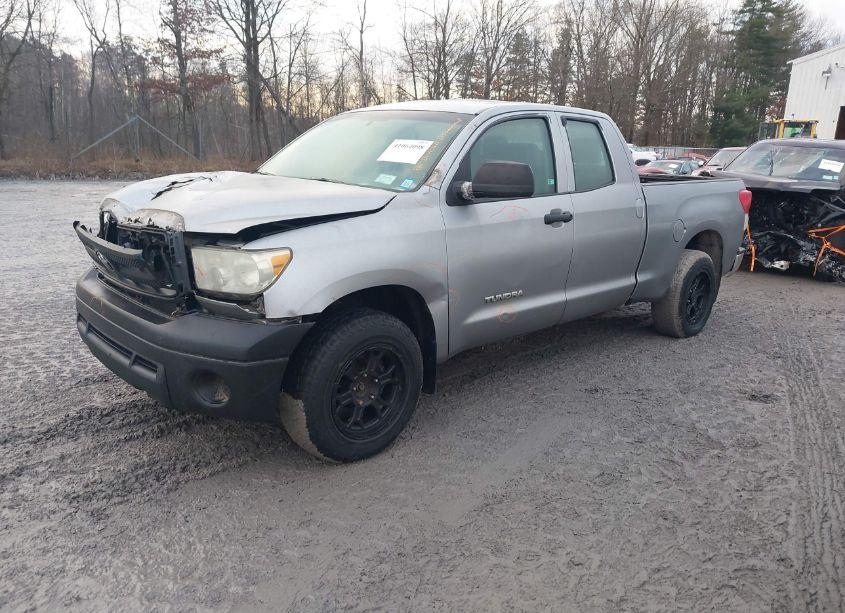 Photo 2 of 2010 Toyota Tundra GRADE 4.6L V8 (VIN 5TFUM5F10AX007767)