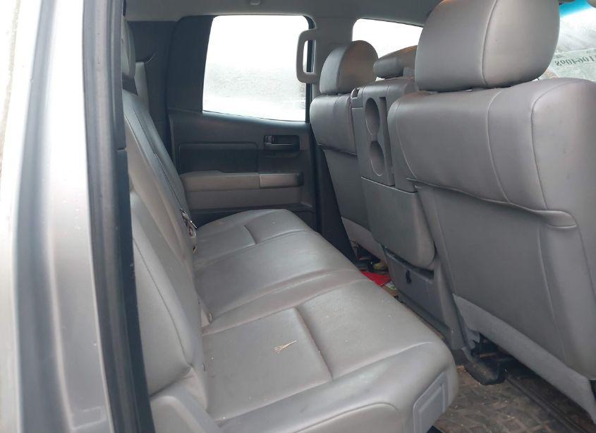 Photo 8 of 2010 Toyota Tundra GRADE 4.6L V8 (VIN 5TFUM5F10AX007767)