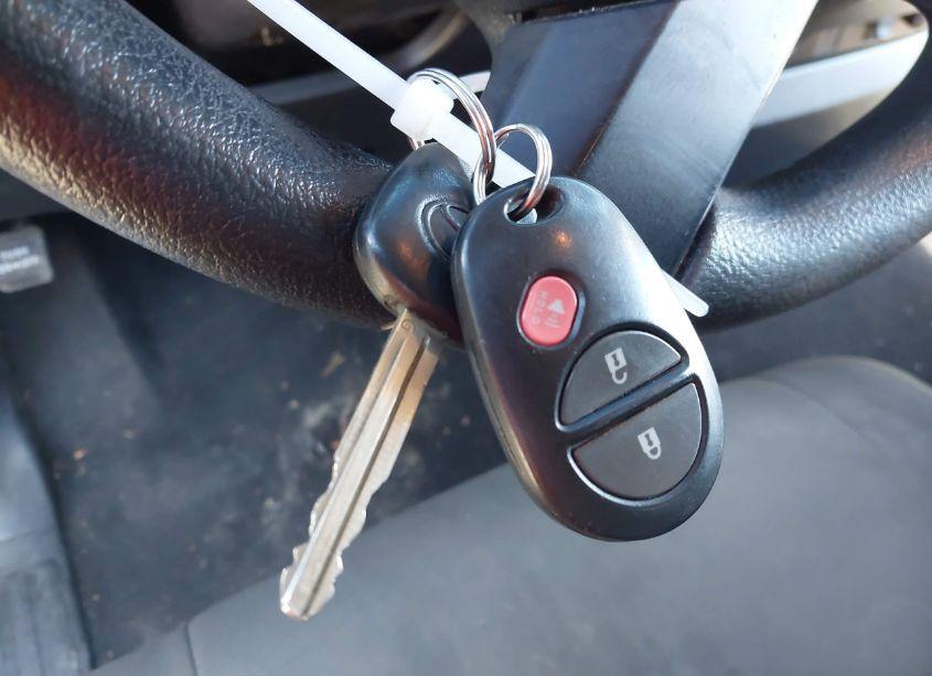 Photo 11 of 2016 Toyota Tundra SR 4.6L V8 (VIN 5TFUM5F10GX068836)