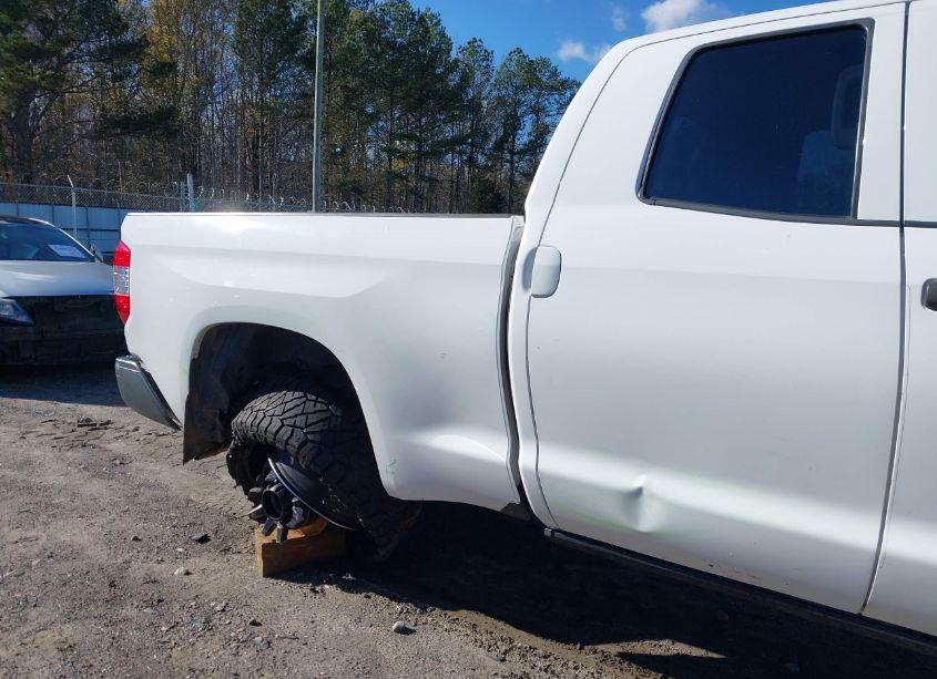 Photo 17 of 2016 Toyota Tundra SR 4.6L V8 (VIN 5TFUM5F10GX068836)