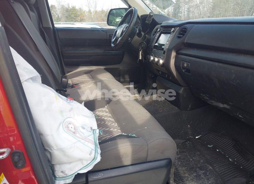 Photo 5 of 2018 Toyota Tundra SR 4.6L V8 (VIN 5TFUM5F10JX079116)