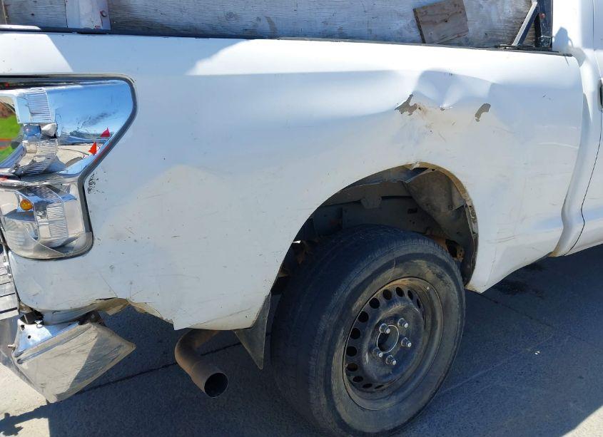 Photo 6 of 2011 Toyota Tundra GRADE 4.6L V8 (VIN 5TFUM5F11BX022280)