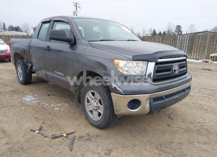 2011 Toyota Tundra GRADE 4.6L V8 (VIN 5TFUM5F11BX022568) main photo