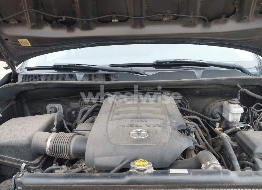 Photo 10 of 2011 Toyota Tundra GRADE 4.6L V8 (VIN 5TFUM5F11BX022568)
