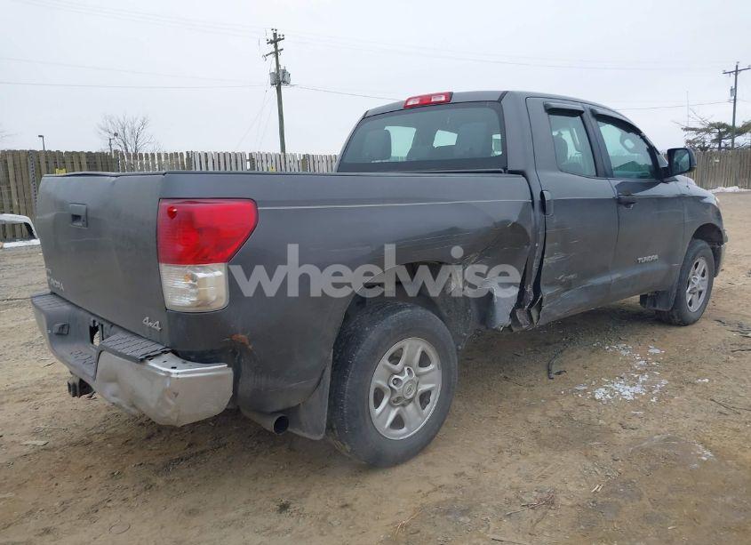 Photo 4 of 2011 Toyota Tundra GRADE 4.6L V8 (VIN 5TFUM5F11BX022568)