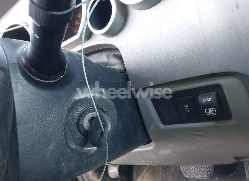 Photo 11 of 2012 Toyota Tundra GRADE 4.6L V8 (VIN 5TFUM5F11CX029960)