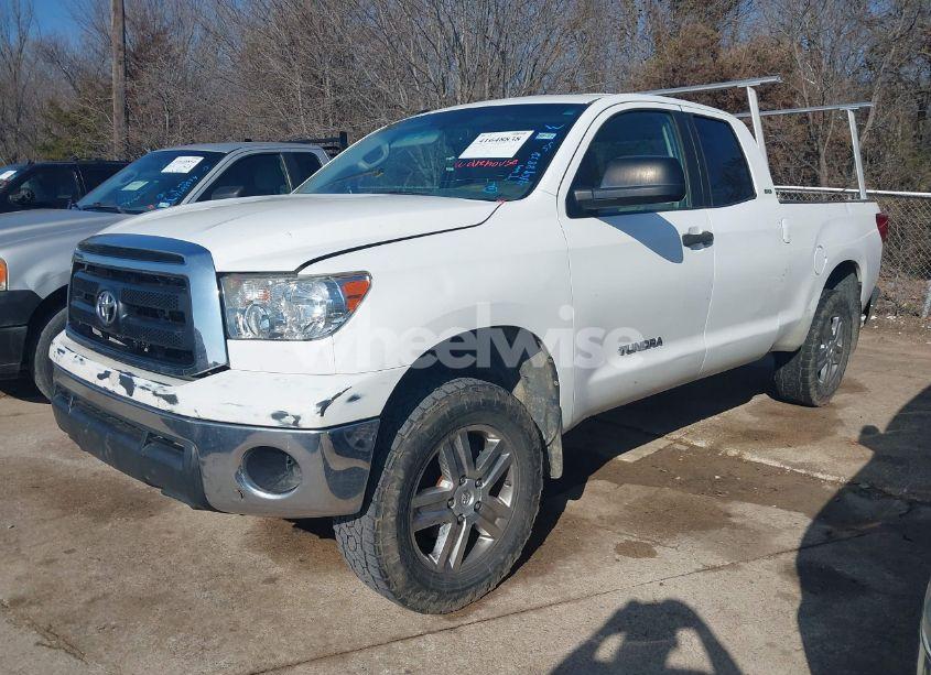 Photo 2 of 2012 Toyota Tundra GRADE 4.6L V8 (VIN 5TFUM5F11CX029960)