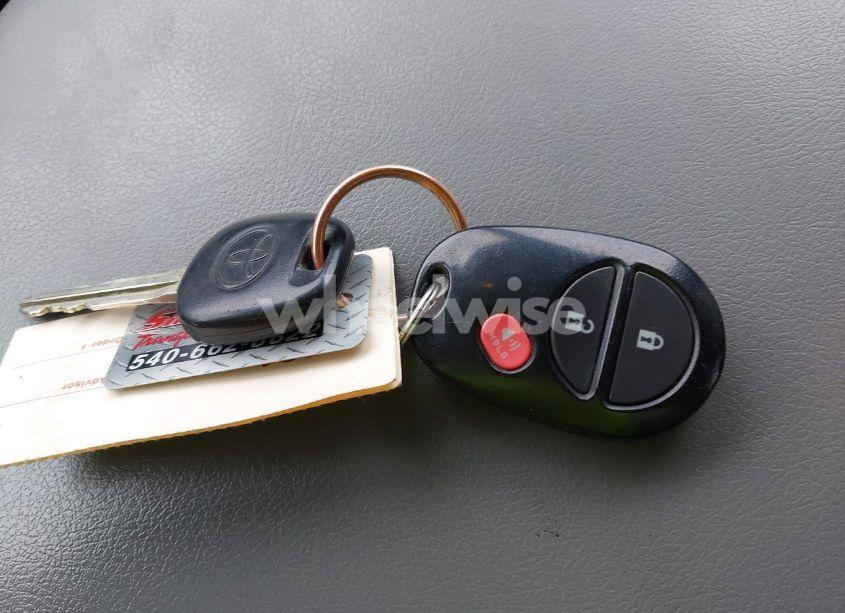 Photo 11 of 2012 Toyota Tundra GRADE 4.6L V8 (VIN 5TFUM5F11CX034401)