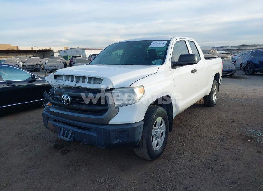 Photo 2 of 2015 Toyota Tundra SR 4.6L V8 (VIN 5TFUM5F11FX060386)