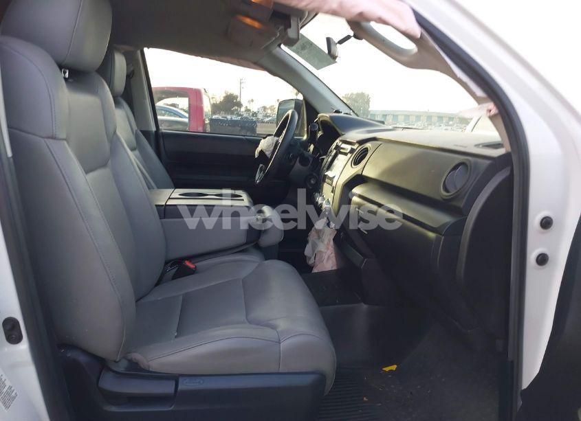 Photo 5 of 2015 Toyota Tundra SR 4.6L V8 (VIN 5TFUM5F11FX060386)