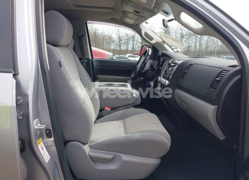 Photo 5 of 2012 Toyota Tundra GRADE 4.6L V8 (VIN 5TFUM5F12CX029367)