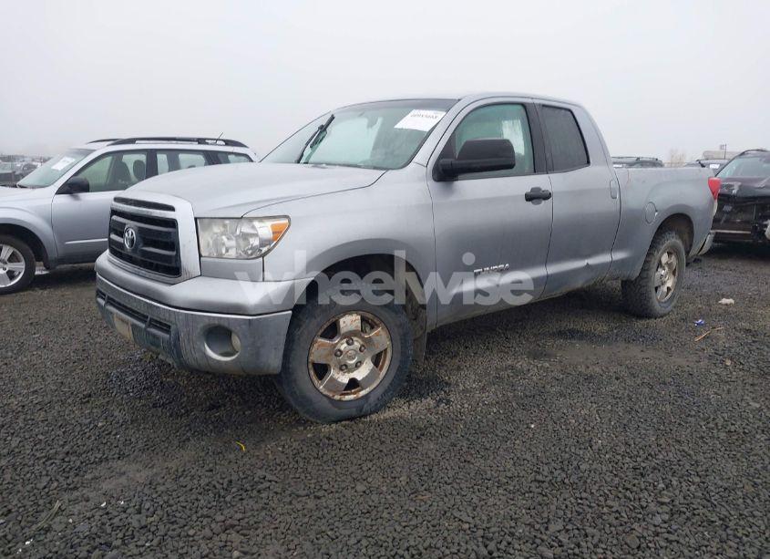Photo 2 of 2013 Toyota Tundra GRADE 4.6L V8 (VIN 5TFUM5F12DX046882)