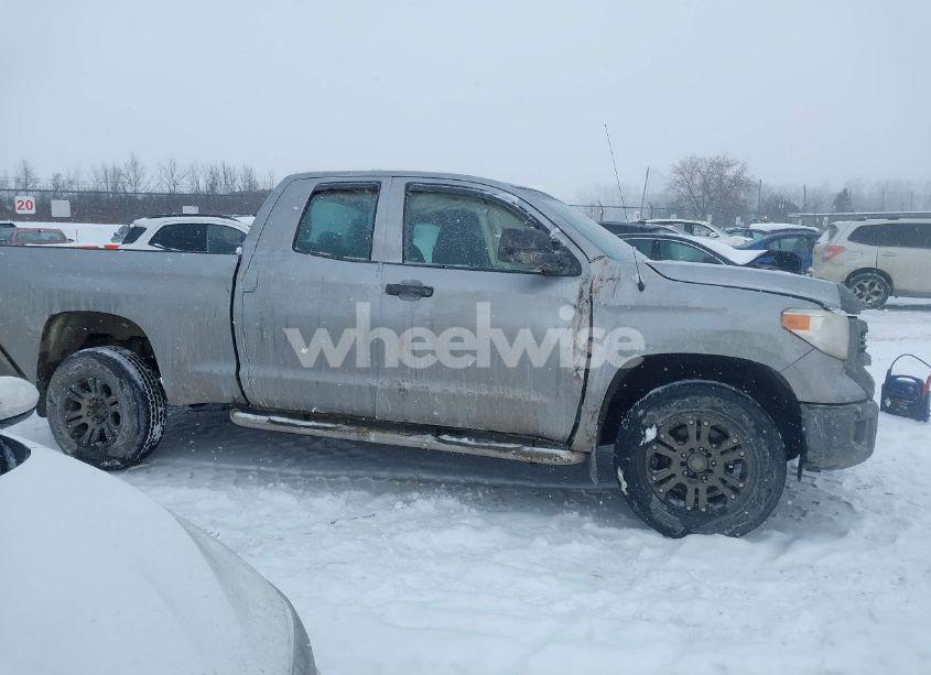 Photo 13 of 2015 Toyota Tundra SR 4.6L V8 (VIN 5TFUM5F12FX061031)