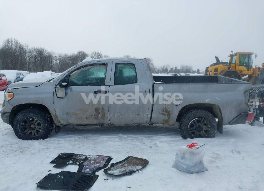 Photo 14 of 2015 Toyota Tundra SR 4.6L V8 (VIN 5TFUM5F12FX061031)