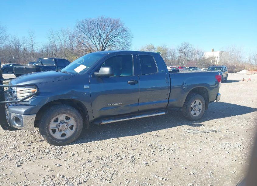 Photo 14 of 2010 Toyota Tundra GRADE 4.6L V8 (VIN 5TFUM5F13AX004152)