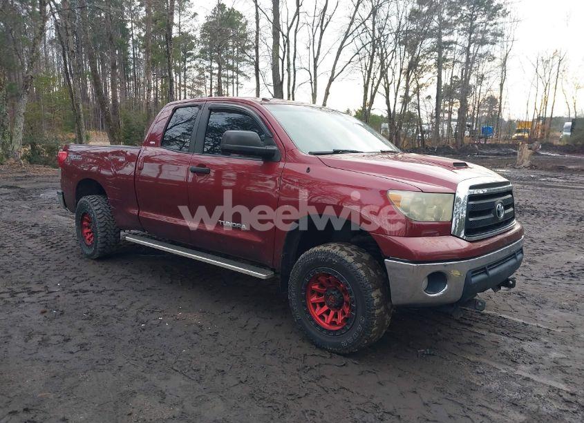 2010 Toyota Tundra GRADE 4.6L V8 (VIN 5TFUM5F13AX008637) main photo