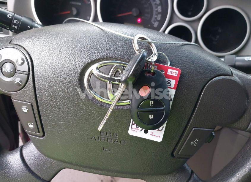 Photo 11 of 2010 Toyota Tundra GRADE 4.6L V8 (VIN 5TFUM5F13AX008637)