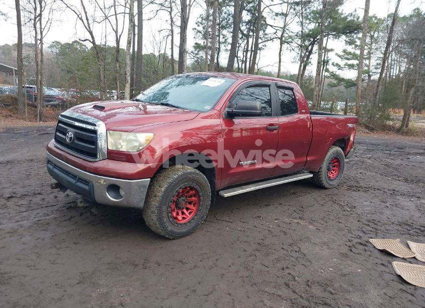 Photo 2 of 2010 Toyota Tundra GRADE 4.6L V8 (VIN 5TFUM5F13AX008637)