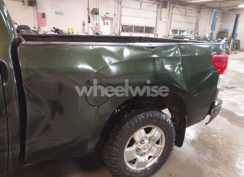 Photo 6 of 2010 Toyota Tundra GRADE 4.6L V8 (VIN 5TFUM5F13AX010940)