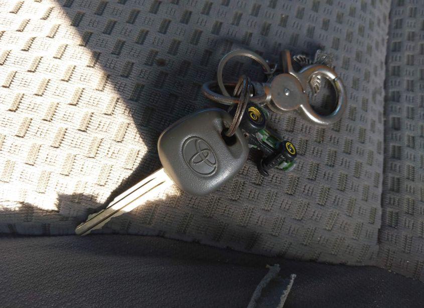 Photo 11 of 2010 Toyota Tundra GRADE 4.6L V8 (VIN 5TFUM5F13AX015636)