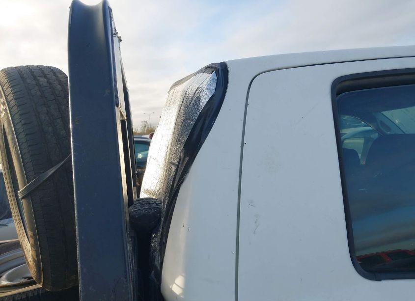 Photo 19 of 2010 Toyota Tundra GRADE 4.6L V8 (VIN 5TFUM5F13AX015636)