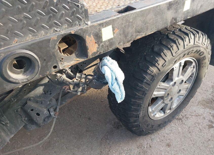 Photo 21 of 2010 Toyota Tundra GRADE 4.6L V8 (VIN 5TFUM5F13AX015636)