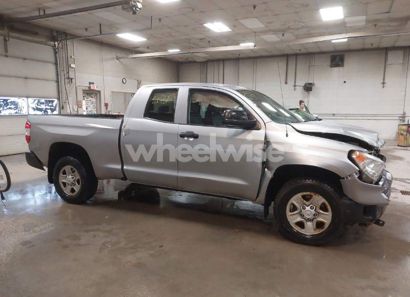 Photo 13 of 2015 Toyota Tundra SR 4.6L V8 (VIN 5TFUM5F13FX063077)