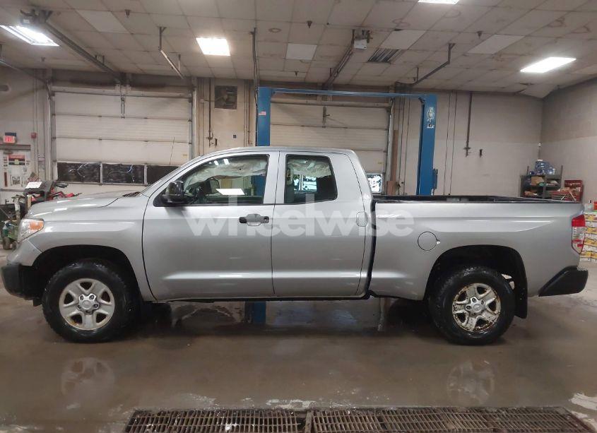 Photo 14 of 2015 Toyota Tundra SR 4.6L V8 (VIN 5TFUM5F13FX063077)