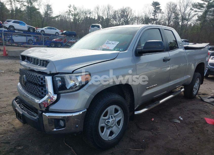 Photo 2 of 2018 Toyota Tundra SR5 4.6L V8 (VIN 5TFUM5F13JX078185)