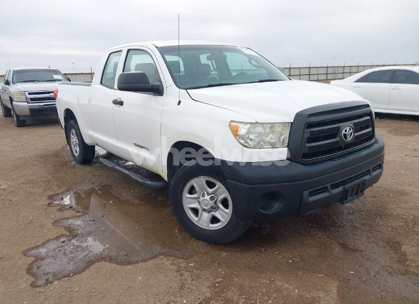 2013 Toyota Tundra GRADE 4.6L V8 (VIN 5TFUM5F14DX042204) main photo