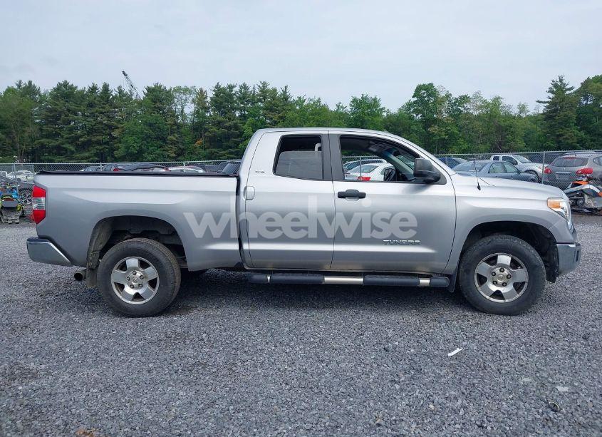 Photo 13 of 2017 Toyota Tundra SR5 4.6L V8 (VIN 5TFUM5F14HX069845)