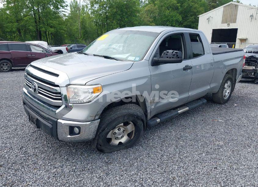 Photo 2 of 2017 Toyota Tundra SR5 4.6L V8 (VIN 5TFUM5F14HX069845)