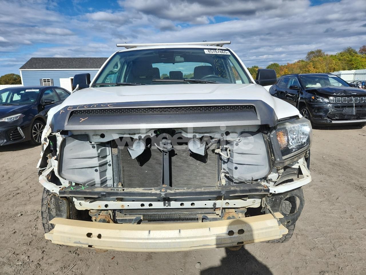 Photo 5 of 2018 TOYOTA TUNDRA DOUBLE CAB SR (VIN 5TFUM5F14JX076803)