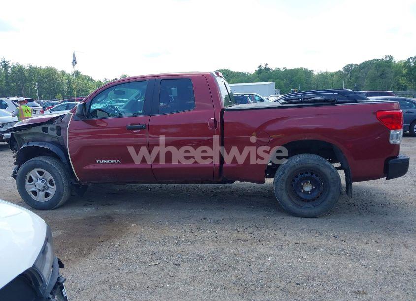 Photo 15 of 2010 Toyota Tundra GRADE 4.6L V8 (VIN 5TFUM5F15AX003701)