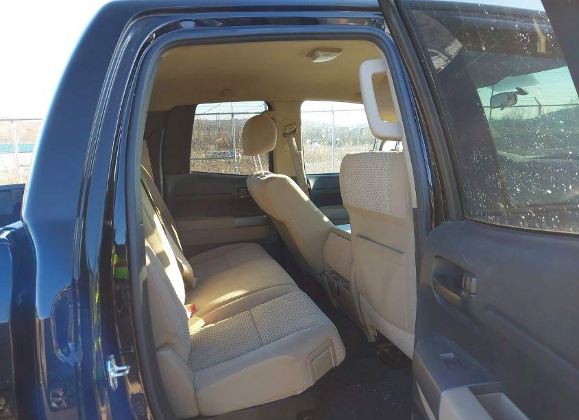 Photo 8 of 2012 Toyota Tundra GRADE 4.6L V8 (VIN 5TFUM5F15CX032781)