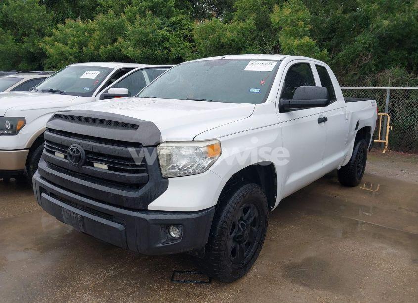 Photo 2 of 2014 Toyota Tundra SR 4.6L V8 (VIN 5TFUM5F15EX056338)