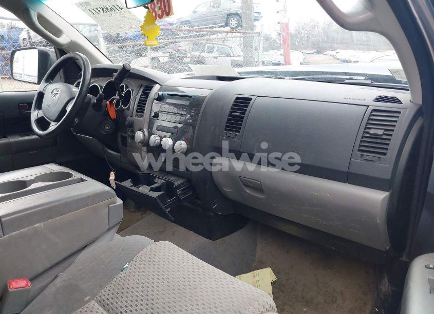 Photo 5 of 2010 Toyota Tundra GRADE 4.6L V8 (VIN 5TFUM5F16AX005232)