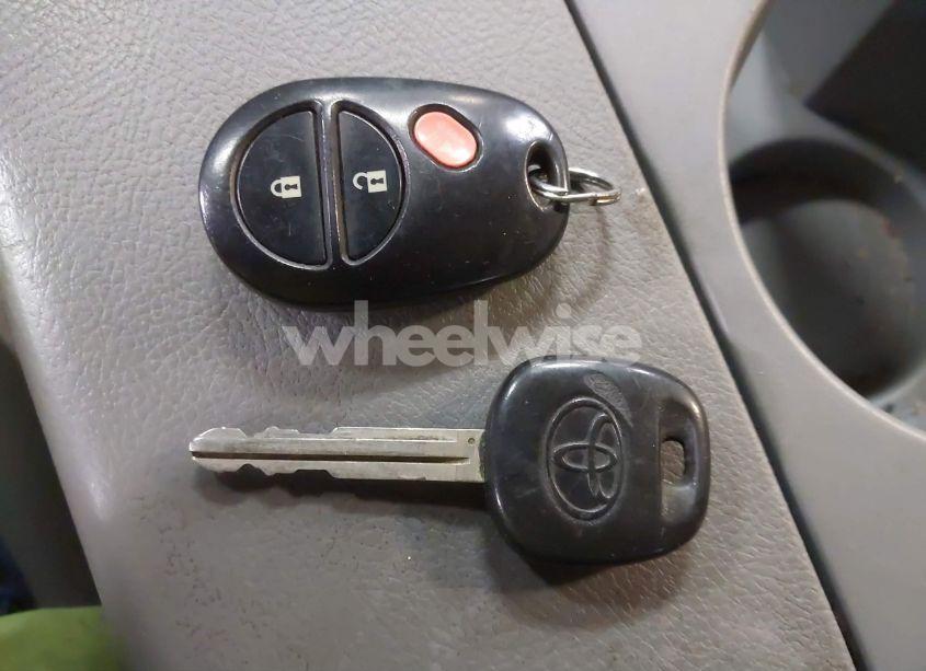 Photo 11 of 2010 Toyota Tundra GRADE 4.6L V8 (VIN 5TFUM5F16AX006879)