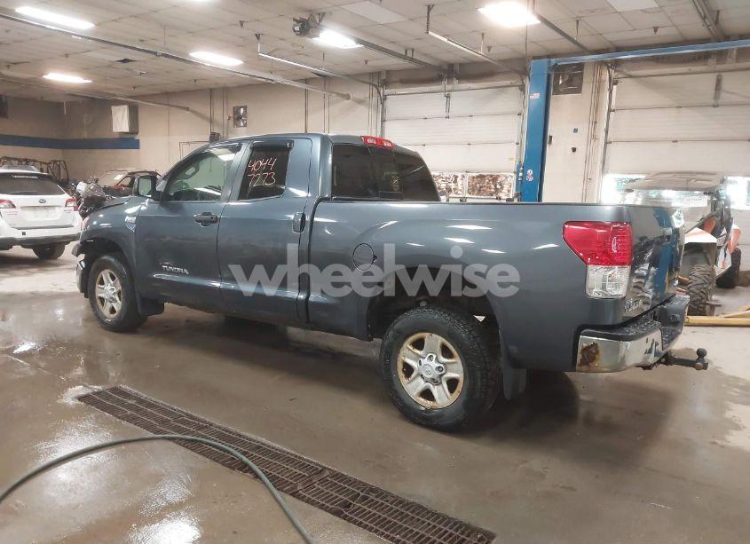 Photo 3 of 2010 Toyota Tundra GRADE 4.6L V8 (VIN 5TFUM5F16AX006879)