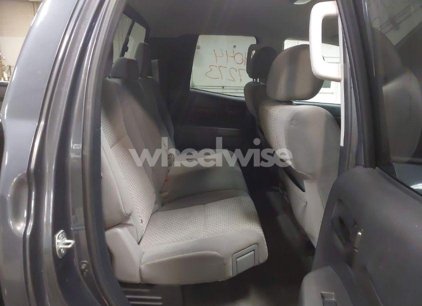 Photo 8 of 2010 Toyota Tundra GRADE 4.6L V8 (VIN 5TFUM5F16AX006879)