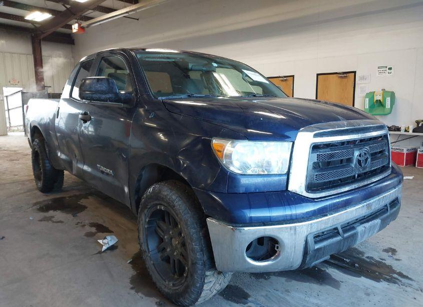2010 Toyota Tundra GRADE 4.6L V8 (VIN 5TFUM5F16AX009779) main photo
