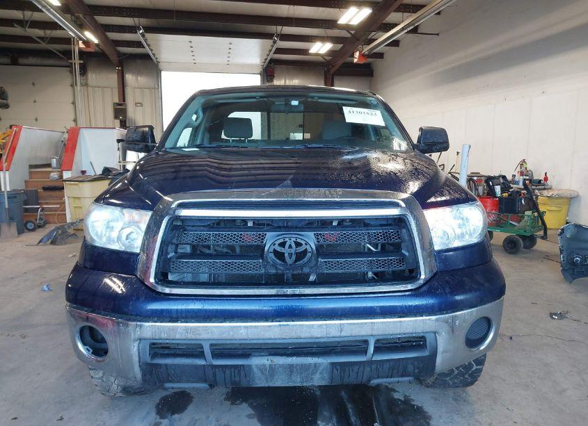Photo 12 of 2010 Toyota Tundra GRADE 4.6L V8 (VIN 5TFUM5F16AX009779)