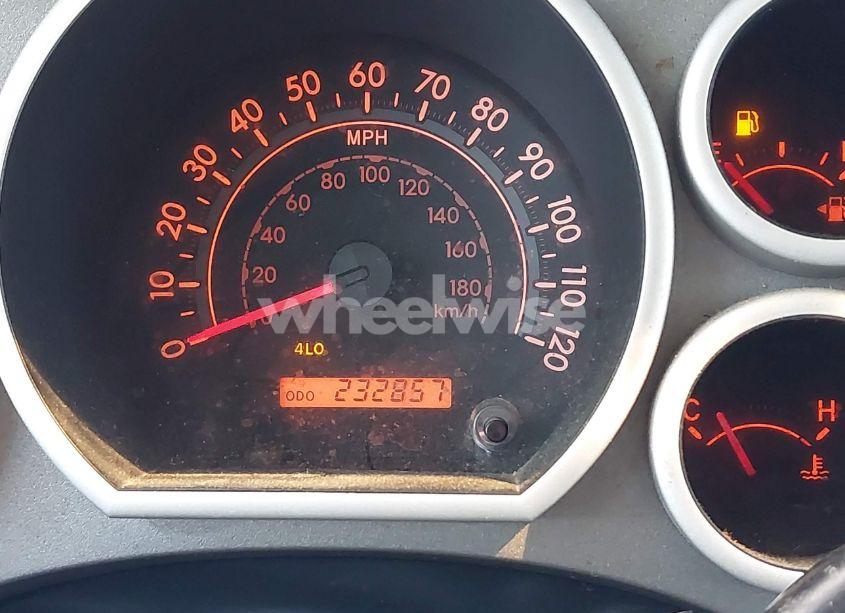 Photo 15 of 2011 Toyota Tundra GRADE 4.6L V8 (VIN 5TFUM5F16BX016149)