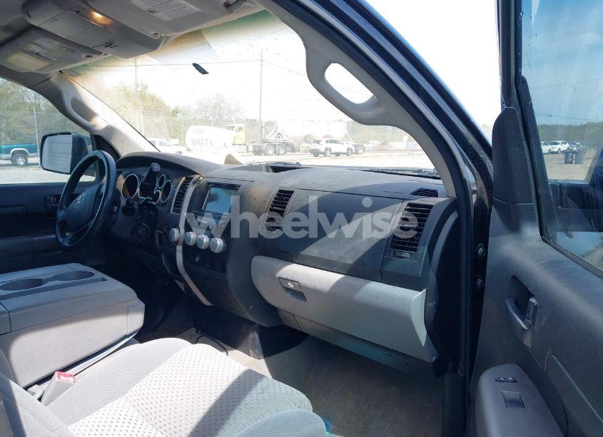 Photo 5 of 2011 Toyota Tundra GRADE 4.6L V8 (VIN 5TFUM5F16BX016149)