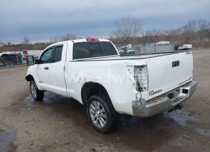 Photo 3 of 2012 Toyota Tundra GRADE 4.6L V8 (VIN 5TFUM5F16CX036743)