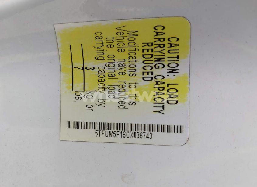 Photo 9 of 2012 Toyota Tundra GRADE 4.6L V8 (VIN 5TFUM5F16CX036743)