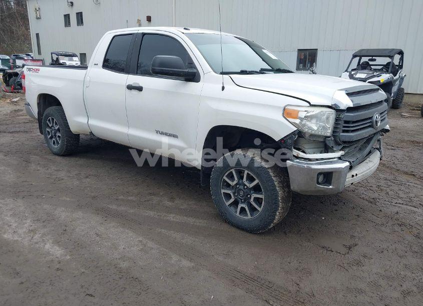 2014 Toyota Tundra SR5 4.6L V8 (VIN 5TFUM5F16EX053318) main photo