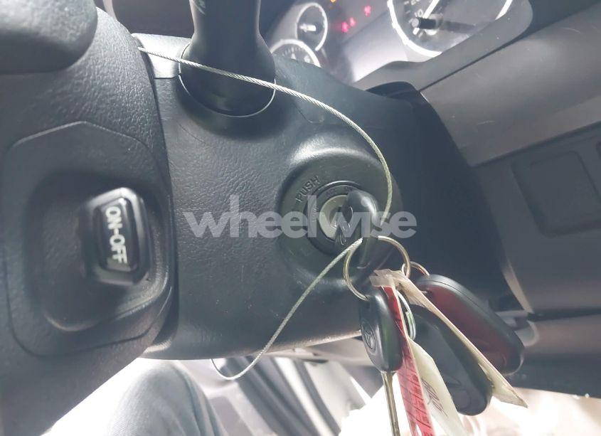 Photo 11 of 2014 Toyota Tundra SR5 4.6L V8 (VIN 5TFUM5F16EX053318)