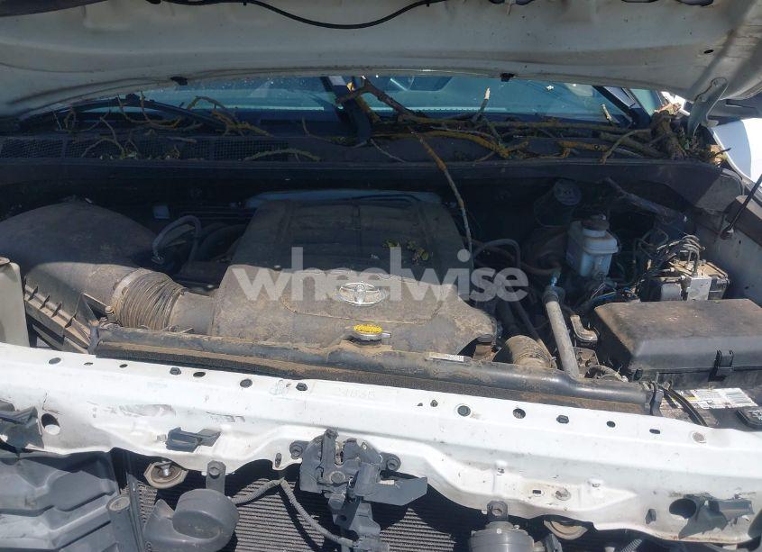 Photo 10 of 2017 Toyota Tundra SR 4.6L V8 (VIN 5TFUM5F16HX074447)