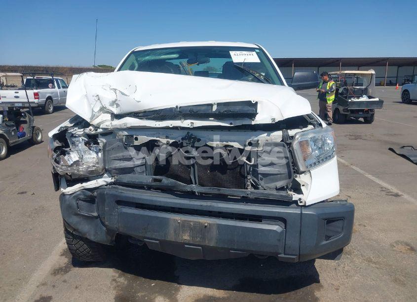 Photo 12 of 2017 Toyota Tundra SR 4.6L V8 (VIN 5TFUM5F16HX074447)